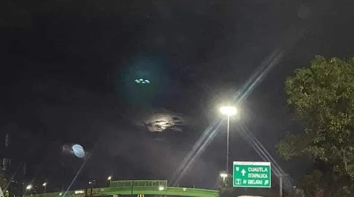 Captan supuesto ovni en México