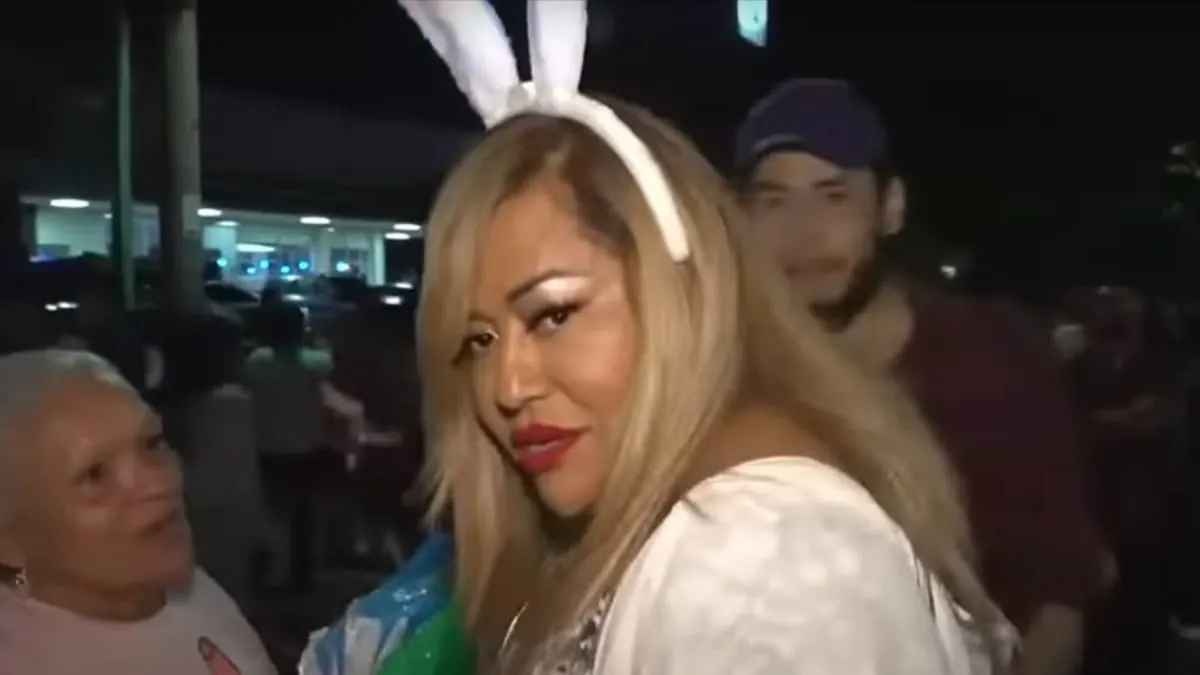 Captan Ruby Corado en el concierto de Bad Bunny en El Salvador