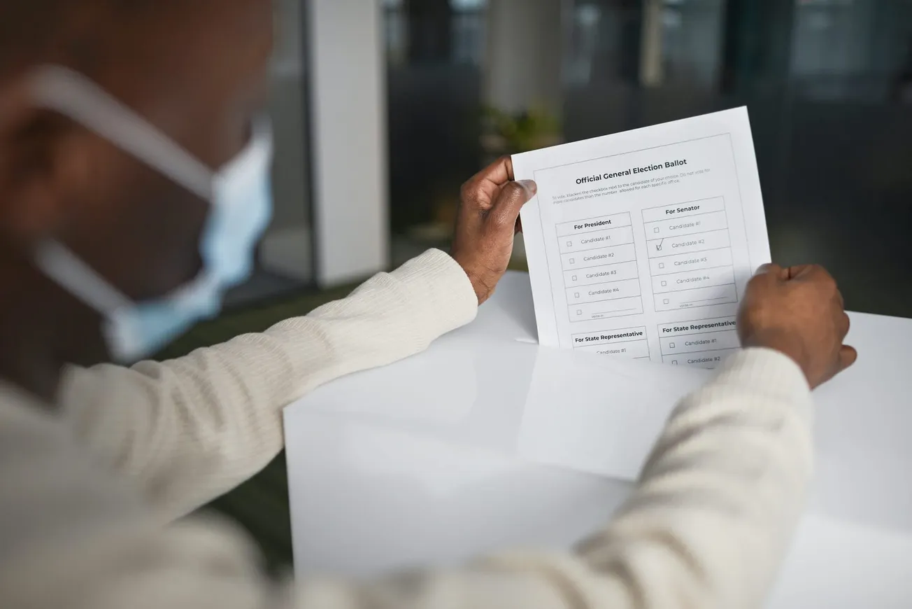 Republicanos ya introdujeron demandas para invalidar boletas electorales por correo en estos tres estados