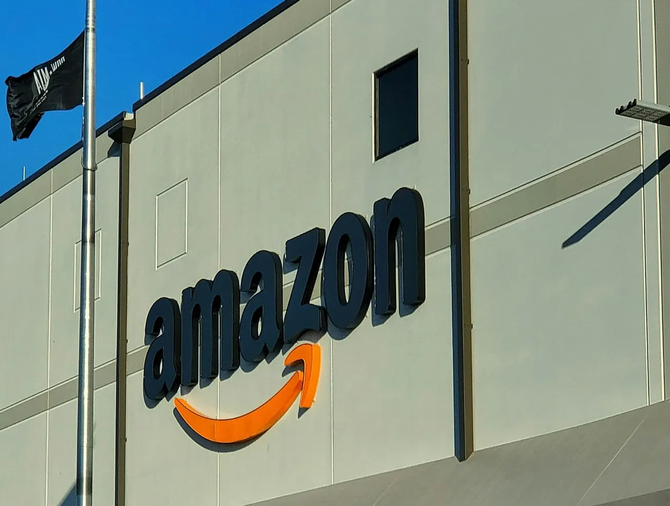 Amazon invierte $233 Millones en India para 2025