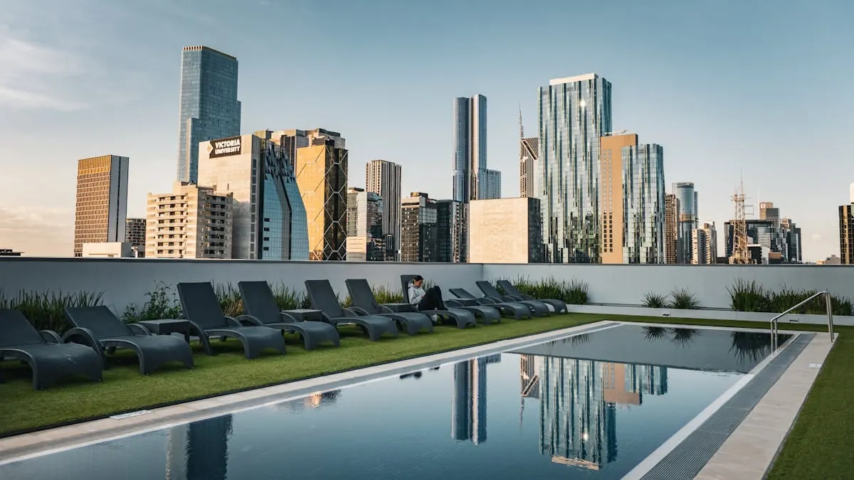 Escapa al calor en estos 4 hoteles de DC con piscinas