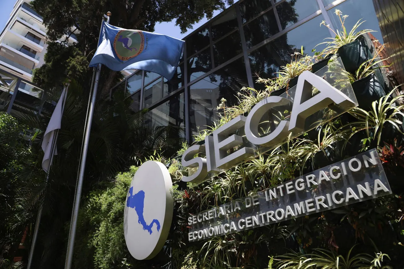 Centroamérica da pasos firmes a una mayor integración comercial con promoción de programas