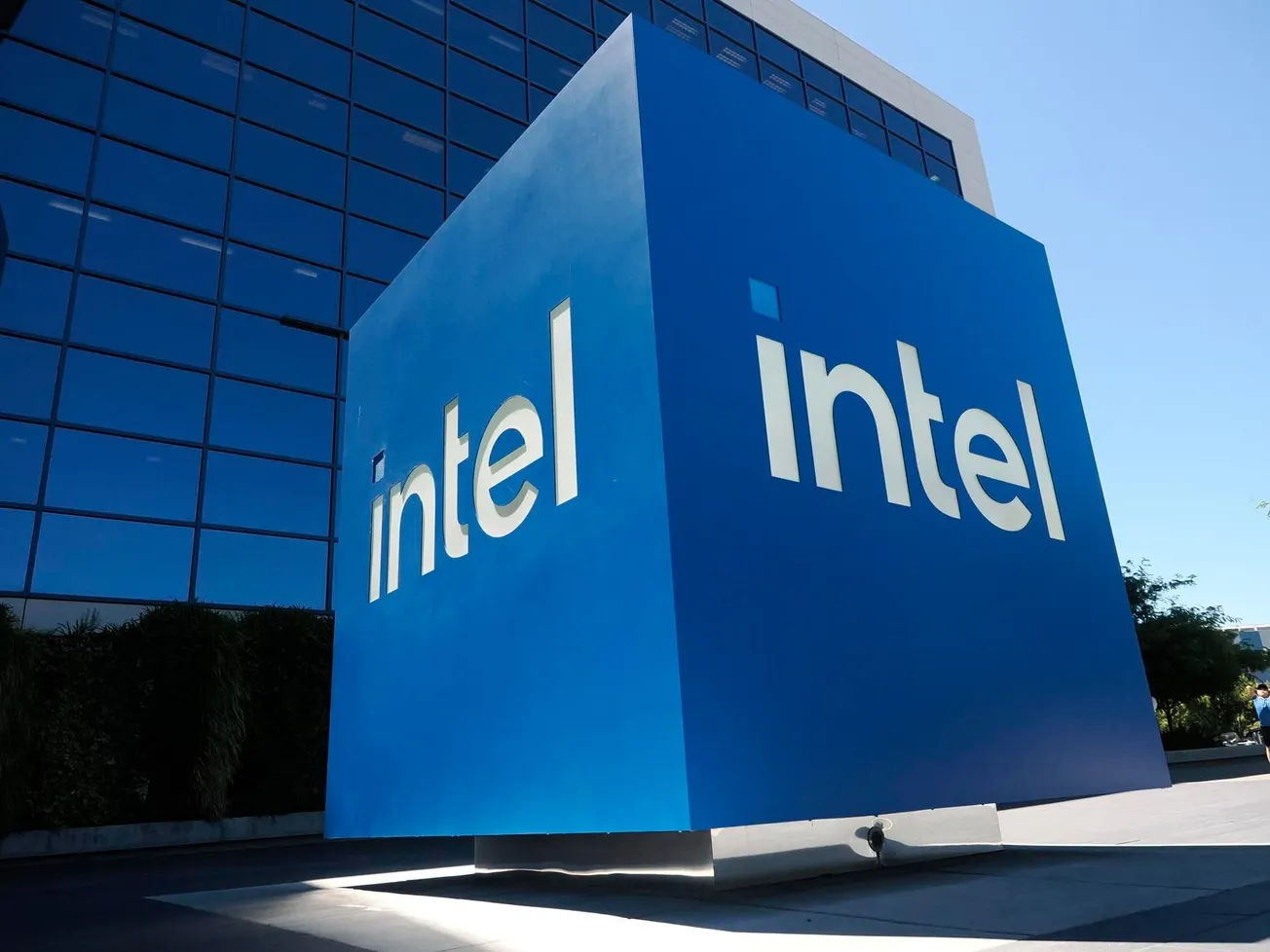 Gobierno de EE.UU. planea comprar una participación del 10% en Intel
