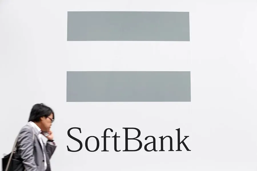 SoftBank se dispara 13% a máximo histórico por su apuesta en IA