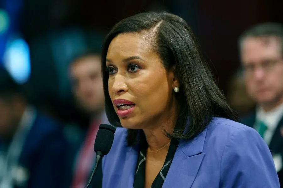 ¿Super Bowl en DC? Muriel Bowser apuesta por el deporte y el desarrollo