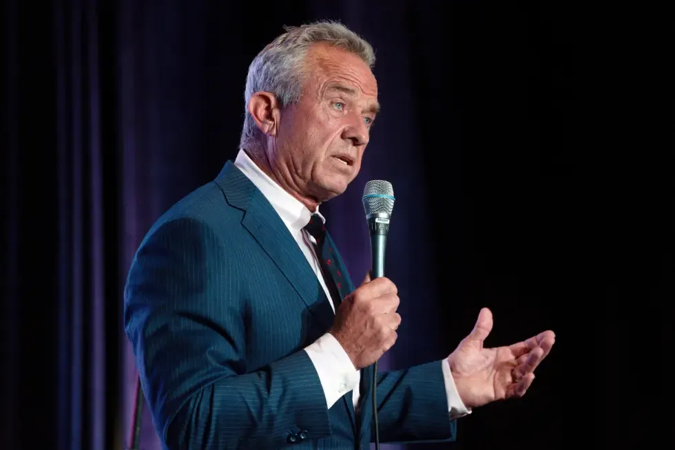 RFK Jr. defiende la destitución de la directora de los CDC distorsionando una lista de logros en salud pública