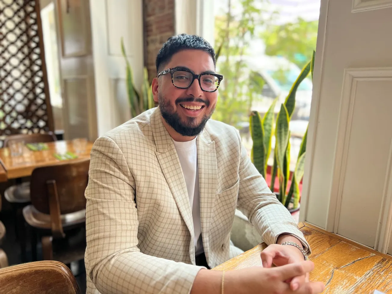 De la Cocina a la Innovación: Henry Blanco, del DMV, es Seleccionado para el Acelerador de Richard Sandoval