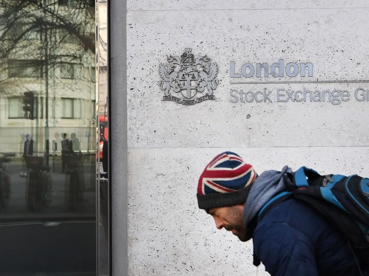 FTSE 100 (+0,3%) sube en un día mixto para los mercados europeos y de EE. UU.