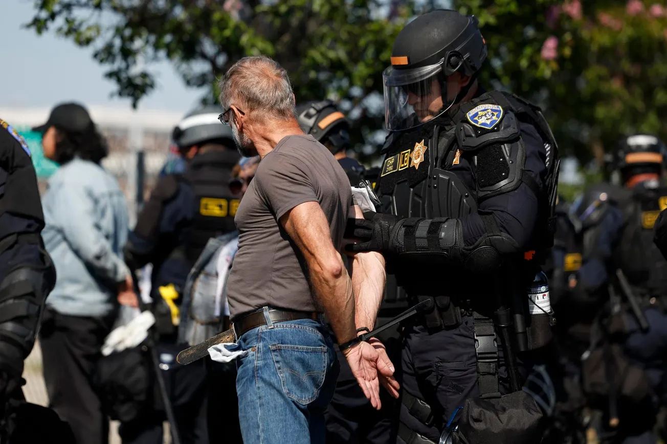 Las nuevas reglas de ICE (o la falta de ellas)