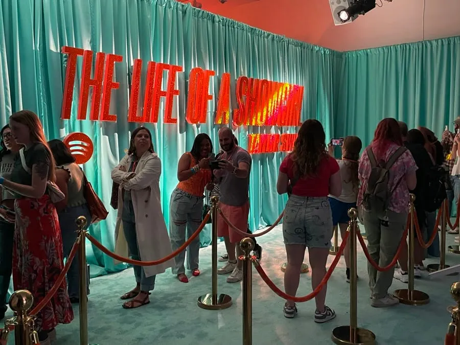 Dónde las swifties de DC celebran la era “Showgirl”