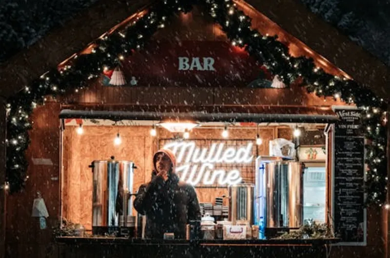 Bares y restaurantes ofrecen ofertas por la tormenta