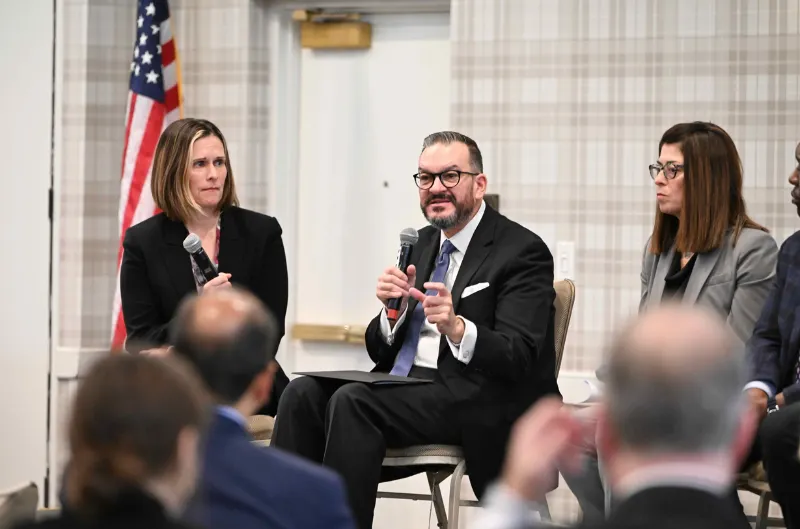 Renuncia Rafael López, el secretario de Servicios Humanos de Maryland