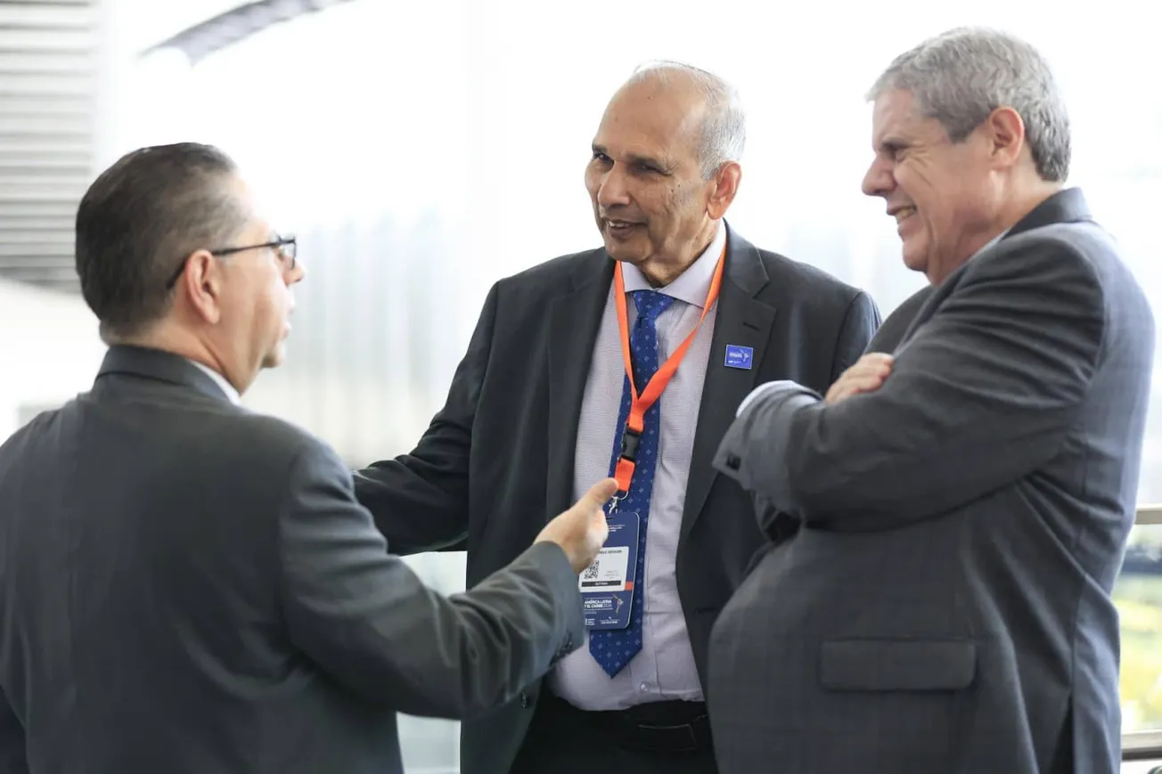 Nuevo director del IICA subraya el financiamiento como motor del cambio agrícola