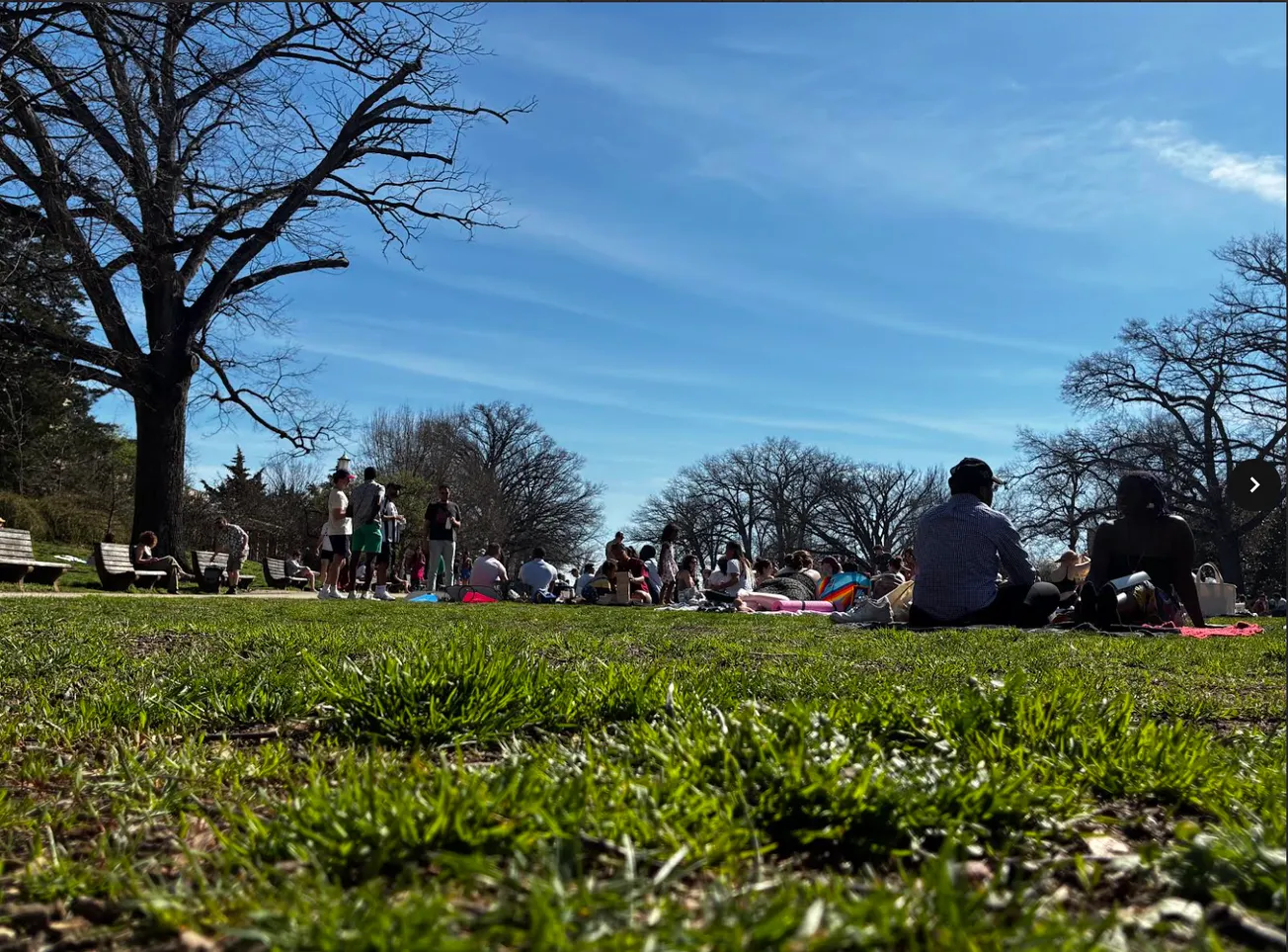 Vecinos lamentan un verano sin Meridian Hill Park