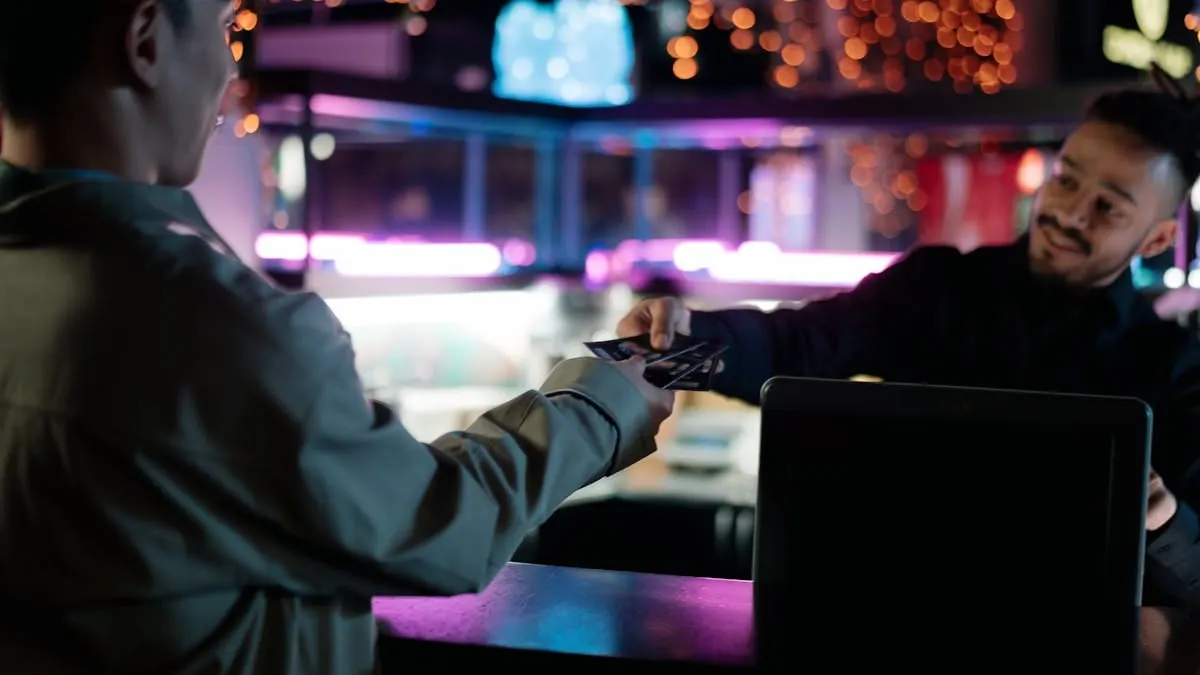 Live Nation acuerda limitar cargos por boletos en sus anfiteatros