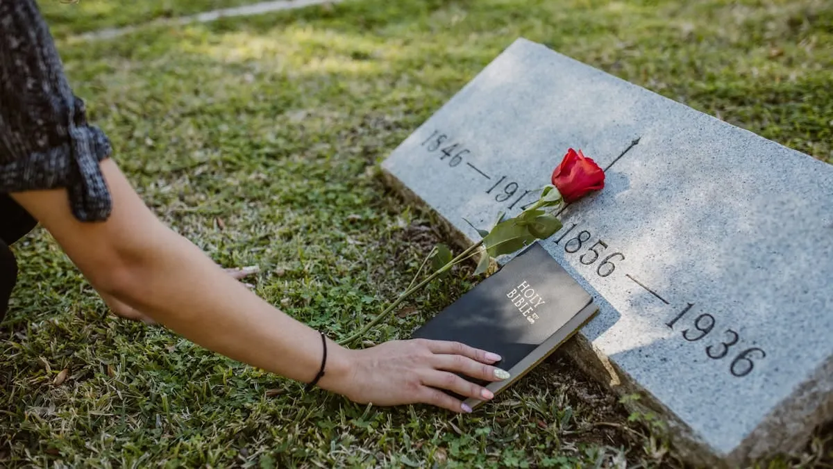 Maryland investiga tumbas olvidadas de niños en Cheltenham