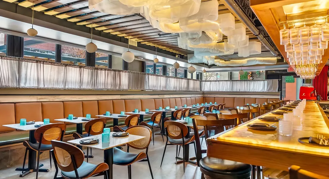 ala DC abre terraza y celebra el Día de la Madre con oferta para niños