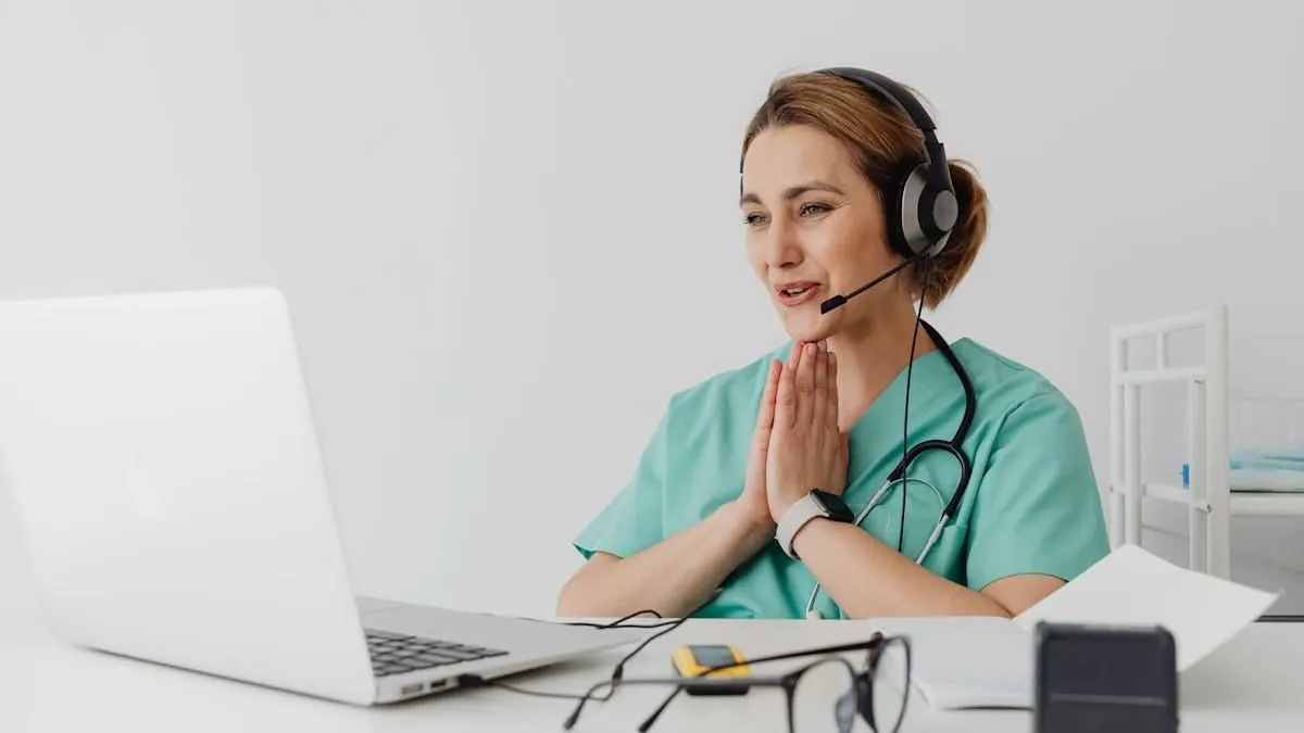 Nuevo servicio de telesalud en Virginia atiende en español y sin seguro