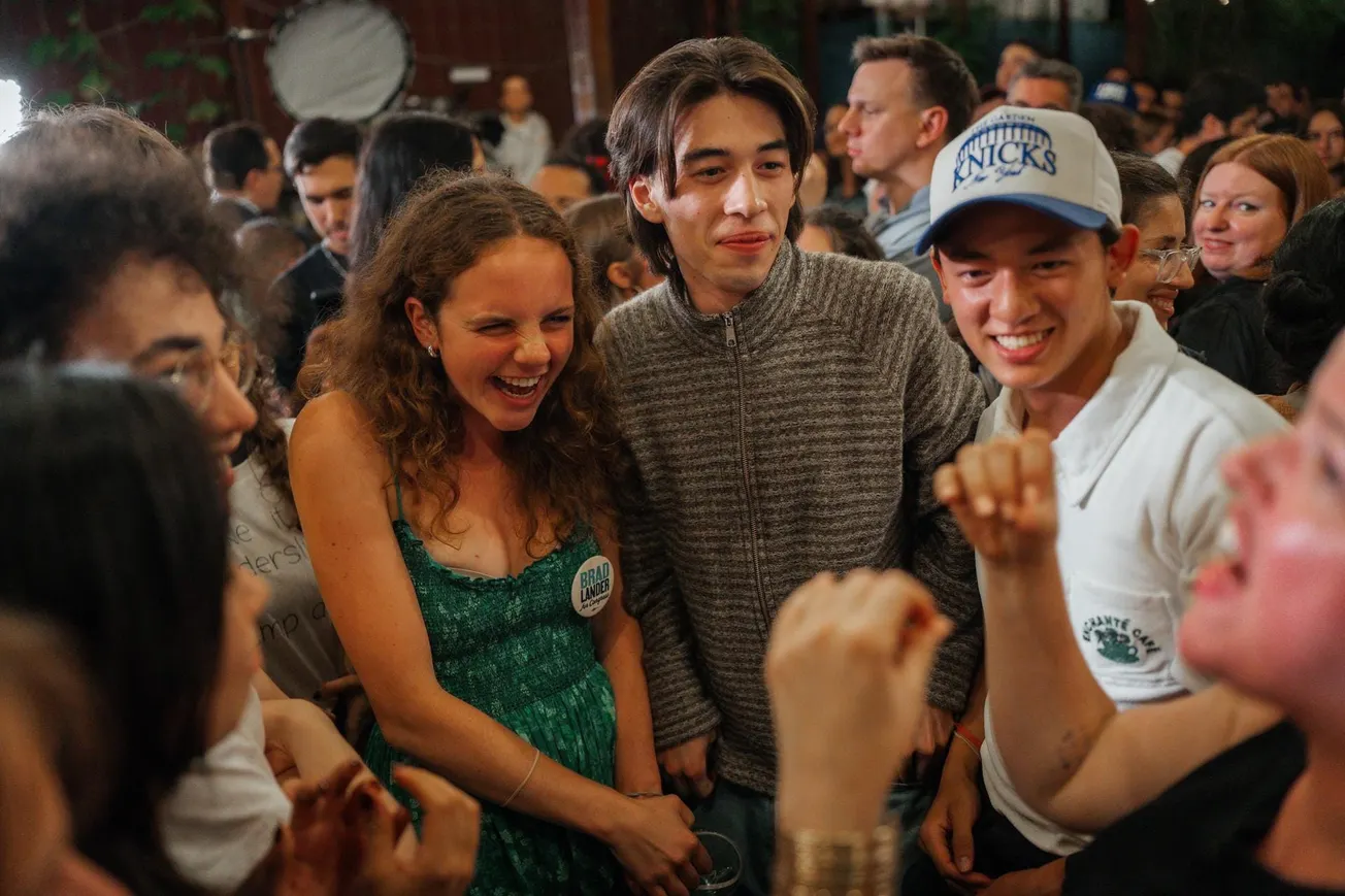 Primarias de Nueva York: ola progresista derrota a Espaillat y dos congresistas demócratas