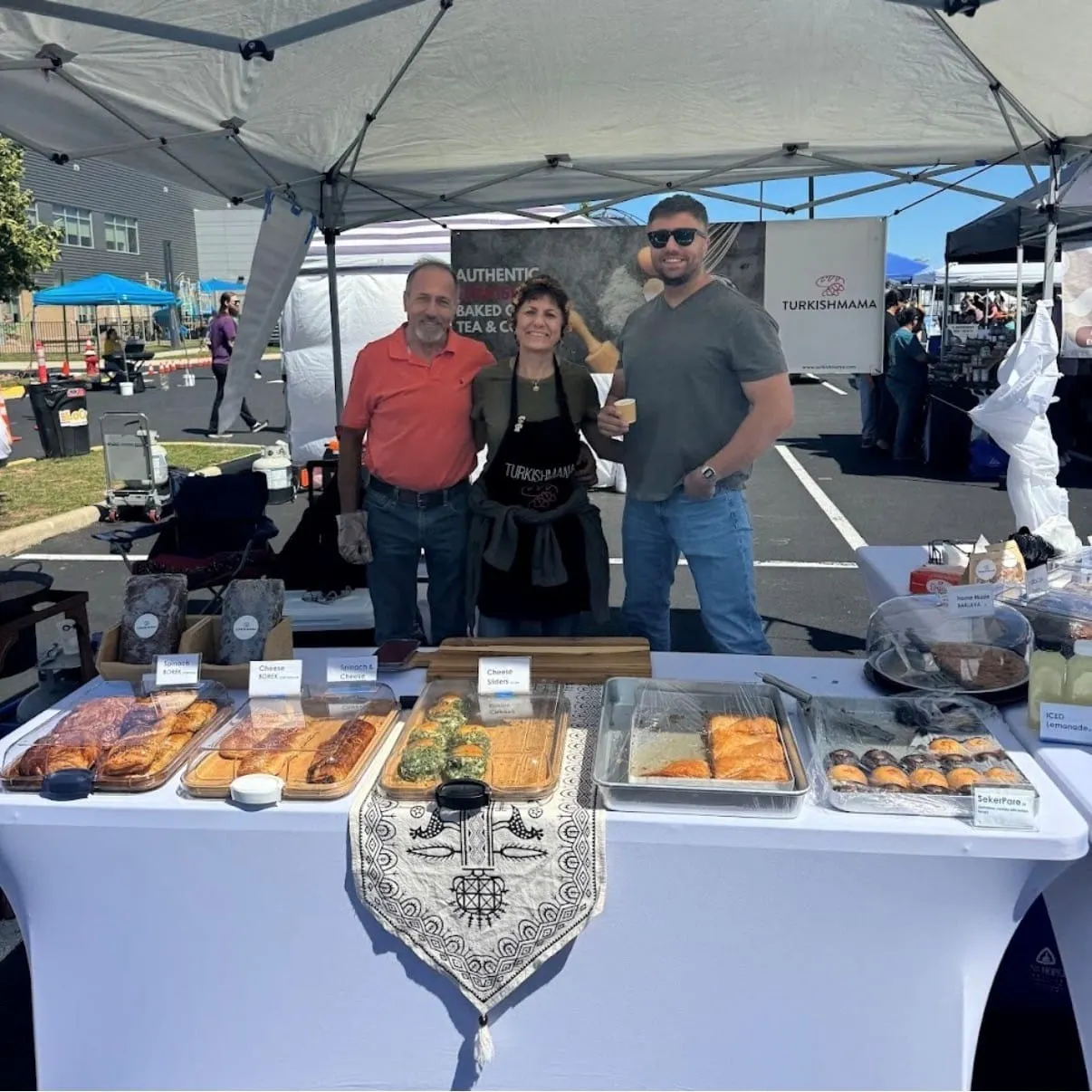Buzzard Point estrena mercado agrícola ampliado con vendedores locales del DMV