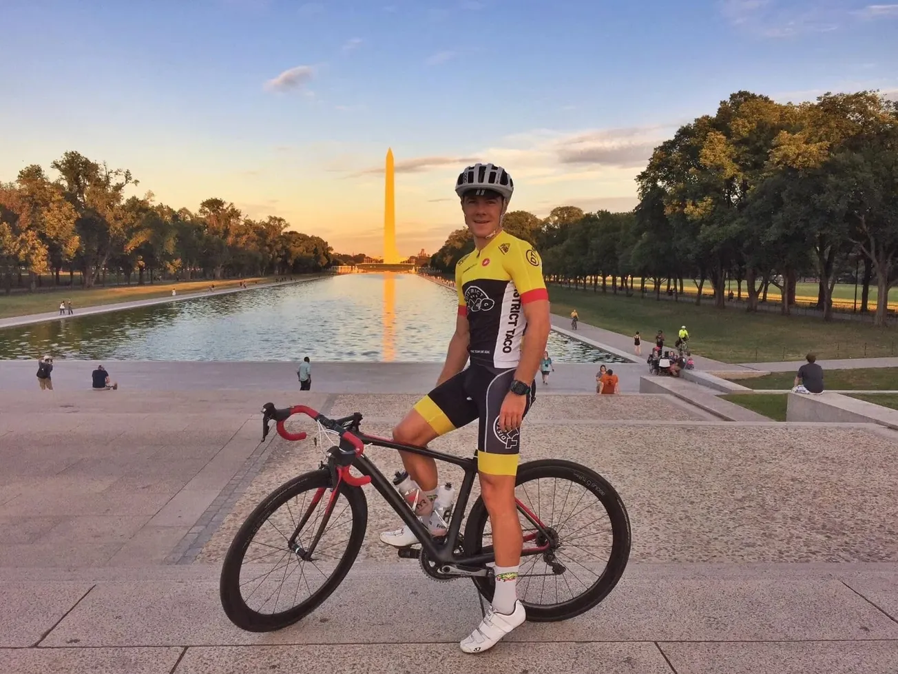 Extriatleta de Fairfax corre 2.000 millas hasta el Lincoln Memorial este domingo 30 de agosto