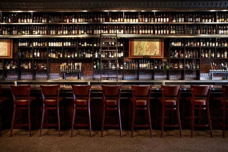 Jack Rose celebra el Mes del Bourbon con 2.700 etiquetas y descuentos en Van Winkle