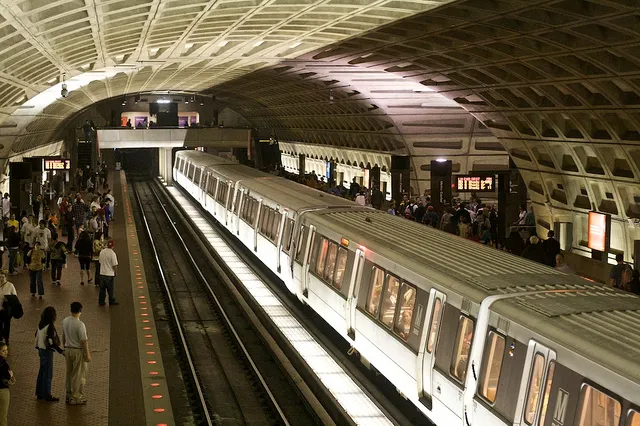 Metro de Washington asegura perder 400 mil dólares diarios con cierre de gobierno