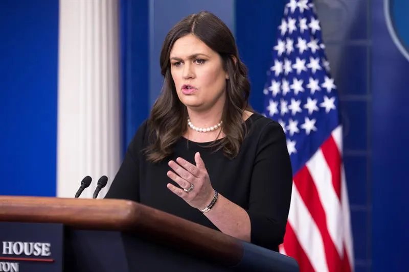 Sarah Sanders aviva los rumores sobre un salto a la política con su nueva web