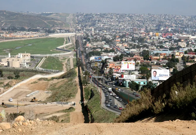 Tiroteo en la frontera deja un muerto y un agente herido