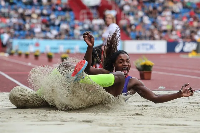 Caterine Ibargüen se coronó en el triple salto de la Copa Intercontinental