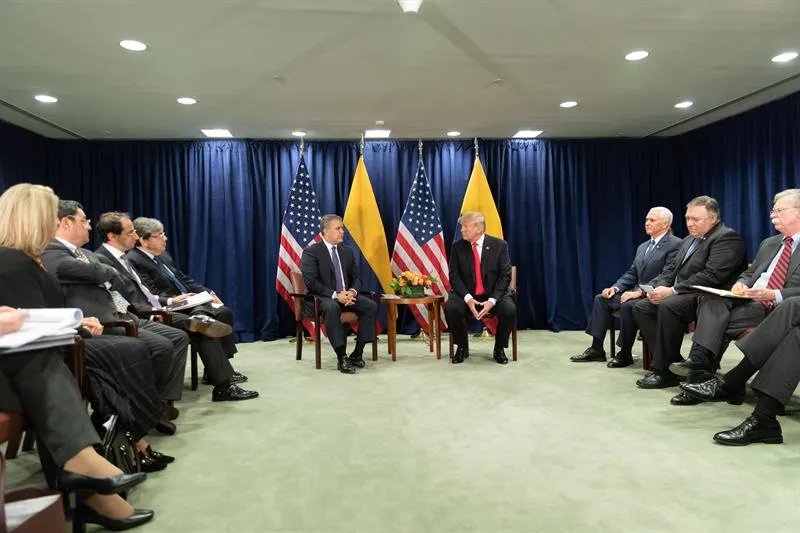 Donald Trump vuelve a cuestionar la gestión de Iván Duque