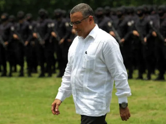 Juzgado Antimafia ordena captura de expresidente Funes por caso tregua entre pandillas