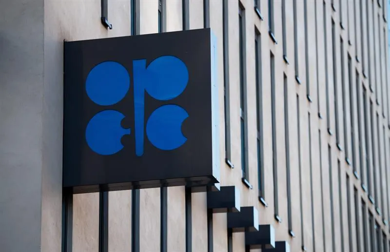 La OPEP busca lograr una disminución del bombeo de petróleo