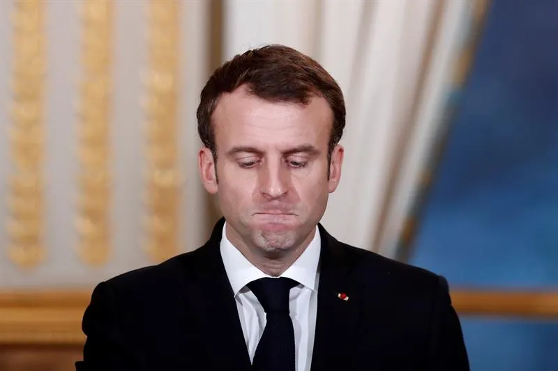 Macron amplía a abril el confinamiento en Francia