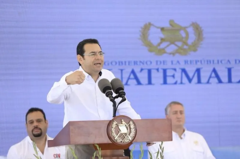 El libreto de los dictadores