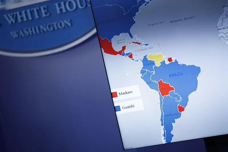 Rusia tilda de interferencia ilegal las sanciones petroleras a Venezuela
