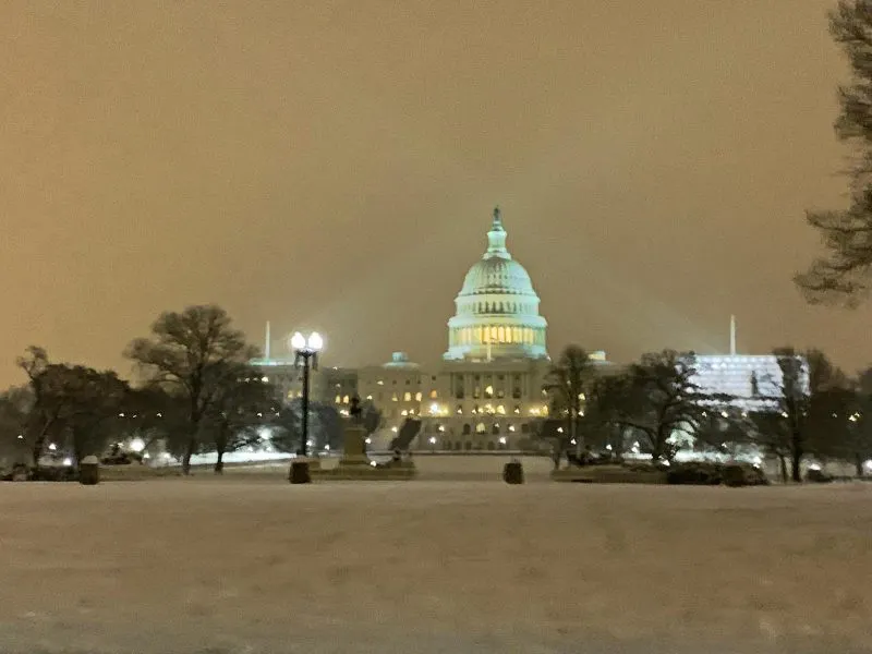 Servicio Nacional de Meteorología de EE.UU. alerta sobre nevada en Washington