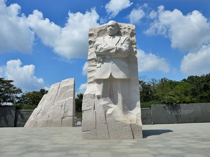 Cierran acceso al monumento a MLK por precaución antes de la inauguración del gobierno de Biden
