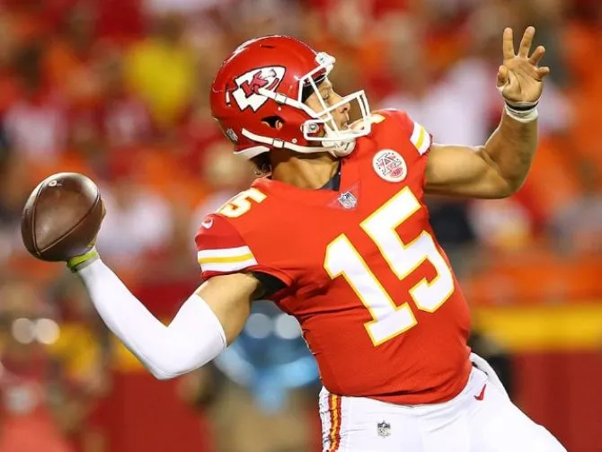 Ocho equipos apuntan al título de la NFL