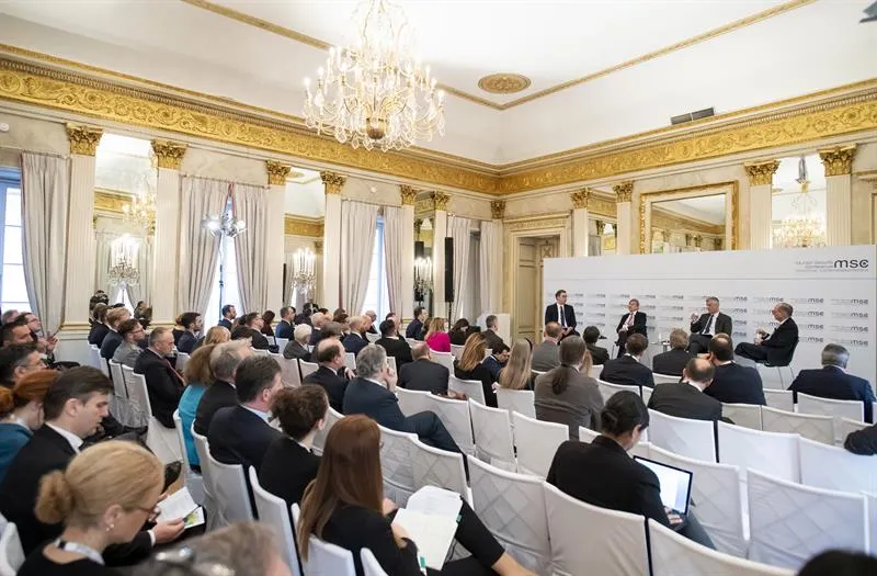 Demócratas de EE.UU. ofrecen a los aliados europeos la promesa de un futuro post-Trump