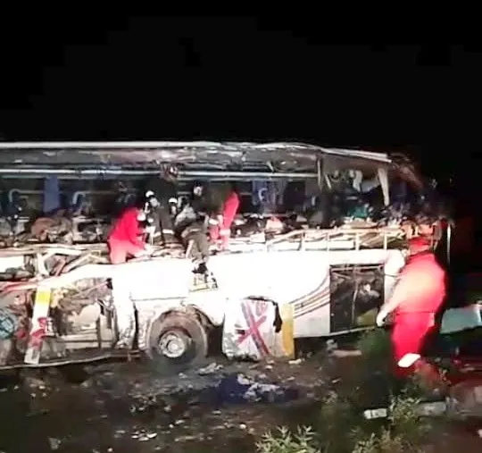 Al menos 24 fallecidos y 15 heridos en un accidente de tránsito en Bolivia