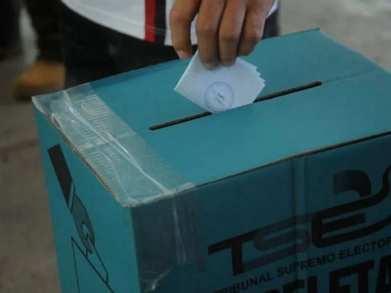 ELECCIONES EL SALVADOR: ¿Cuánto cuesta el voto de un salvadoreño?
