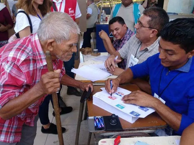 Proponen en El Salvador sacar del padrón a quienes no hayan votado en las últimas tres o cuatro elecciones