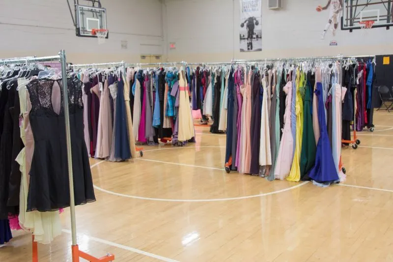 Trajes y accesorios para jóvenes escolares estarán disponibles en evento de moda en Prince George