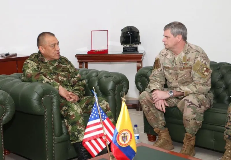 EEUU realiza entrenamientos conjuntos con Fuerza Aérea colombiana, revela el Comando Sur