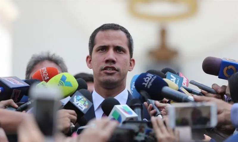 Diplomáticos del Gobierno de Guaidó toman consulado en Nueva York