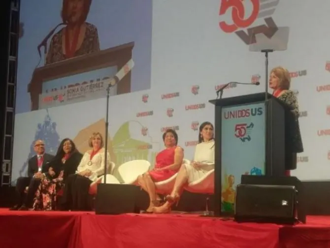 Sonia Gutiérrez se jubila tras casi 50 años al servicio de la educación para adultos