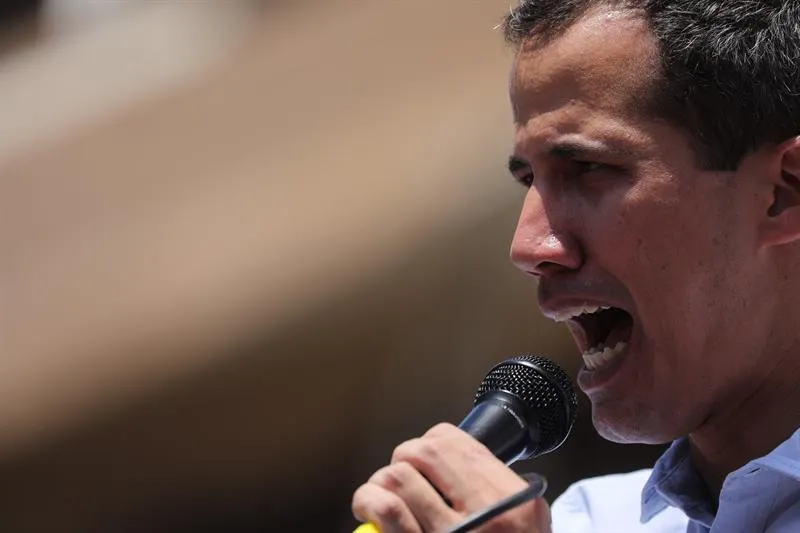 Guaidó convocó nuevas movilizaciones para lunes y miércoles en el todo el país