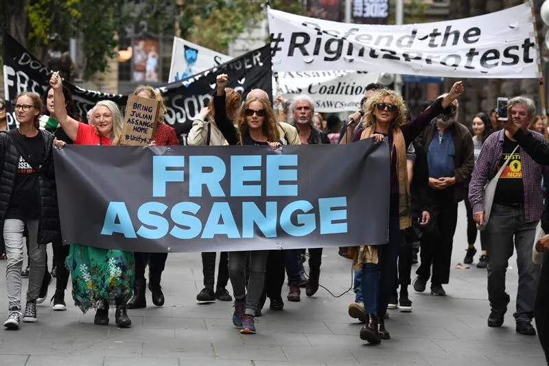 La oficina de DD.HH. de la ONU pide un juicio justo para Assange