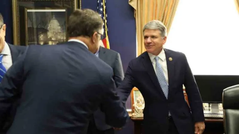 Legisladores estadounidenses piden a Trump no cortar ayuda al Triángulo Norte